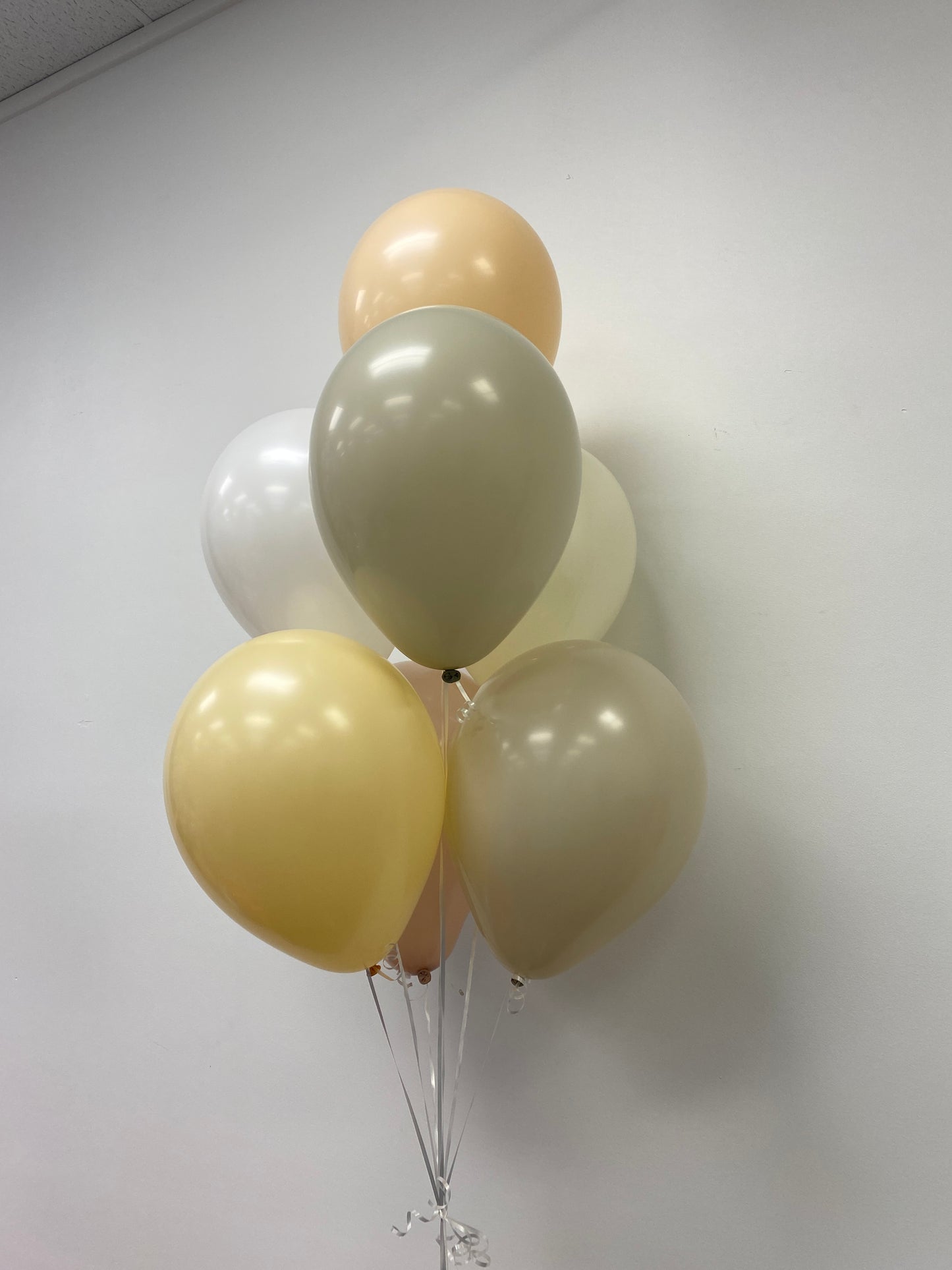 Custom 7 Piece Latex Balloon Bouquet